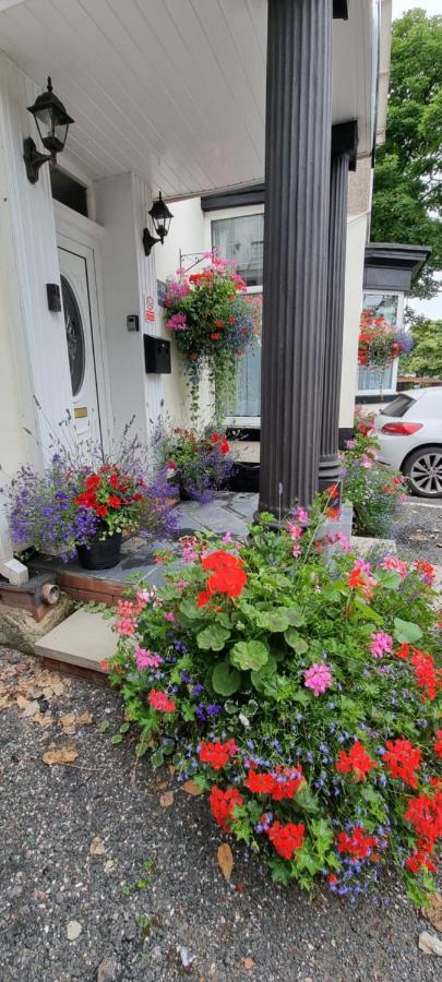 Aarondale Guest House Hartlepool Bagian luar foto