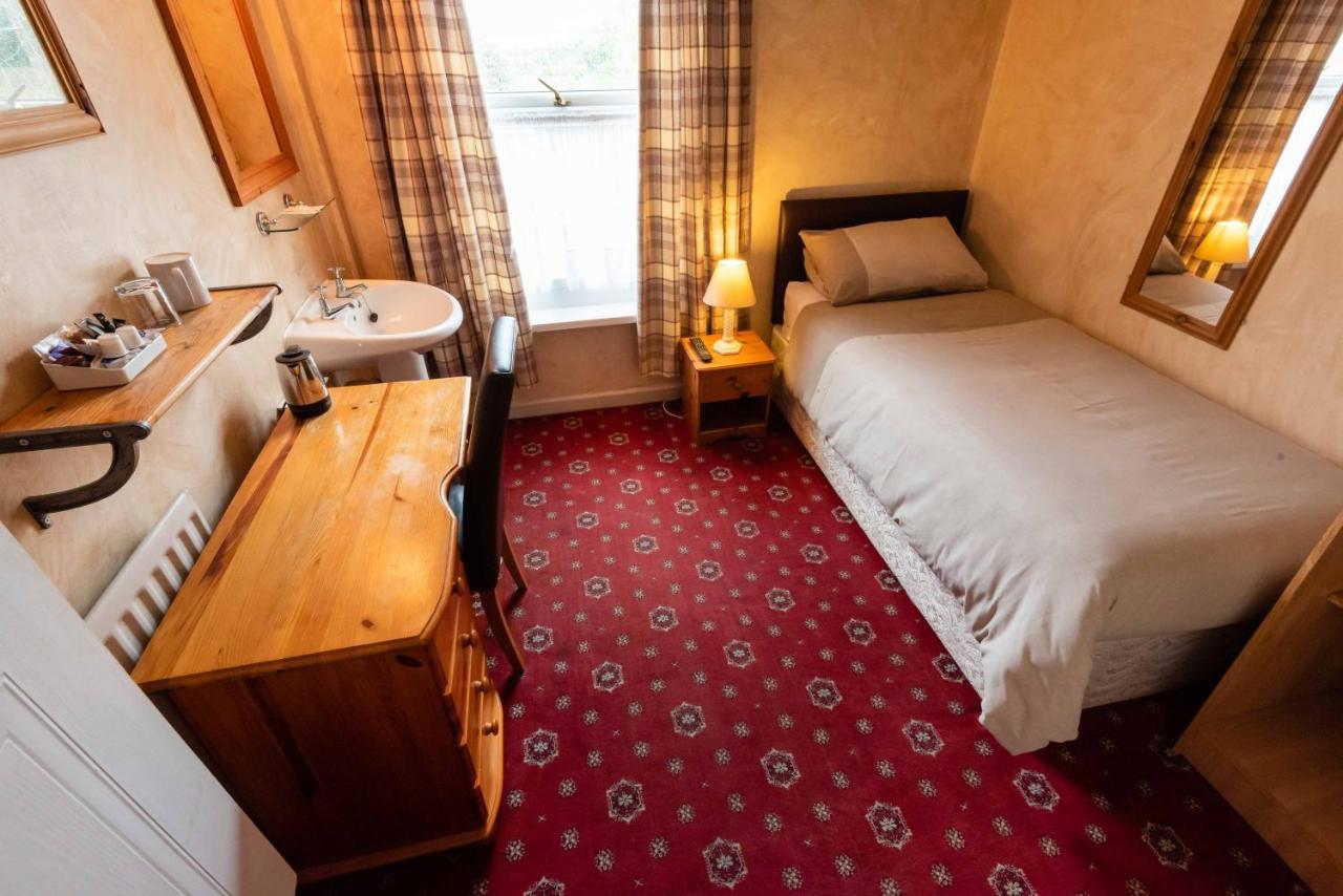 Aarondale Guest House Hartlepool Bagian luar foto