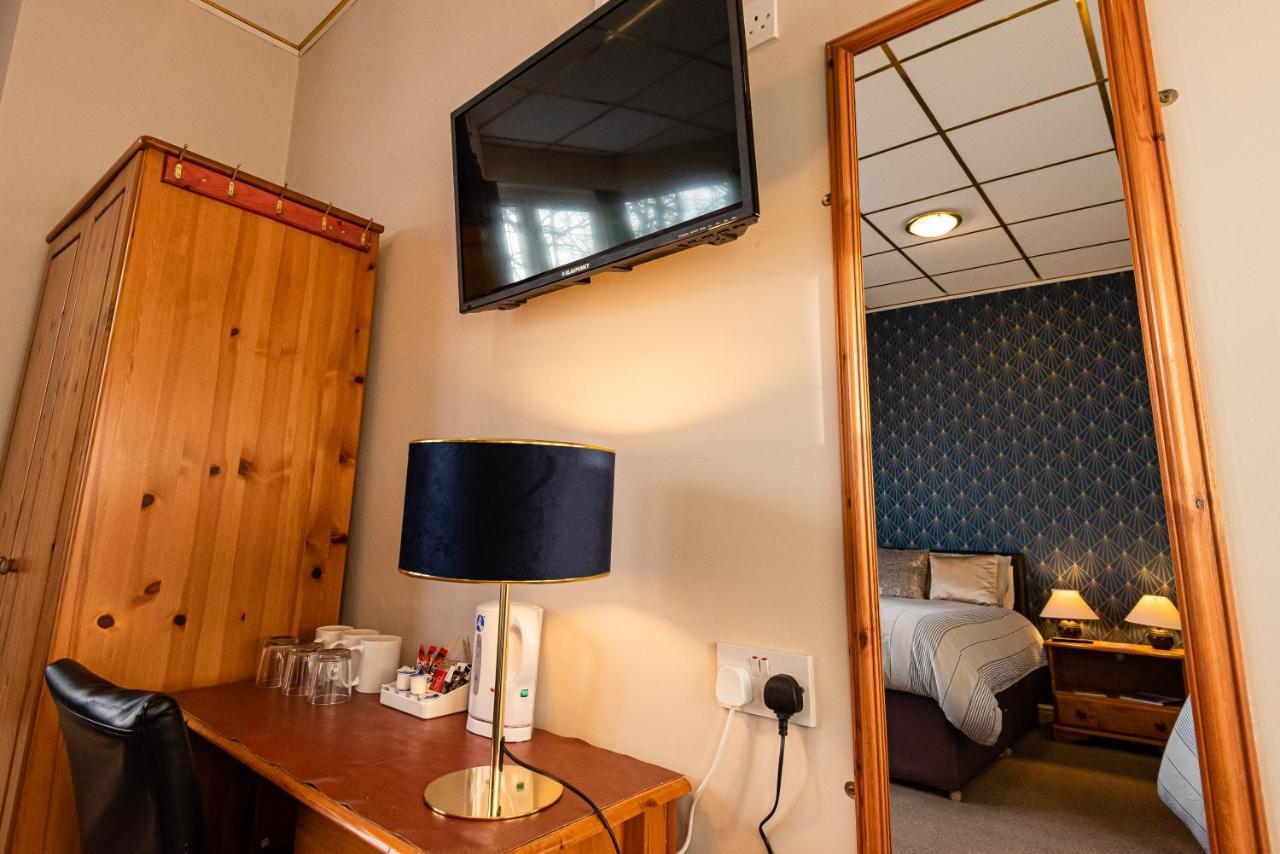 Aarondale Guest House Hartlepool Bagian luar foto