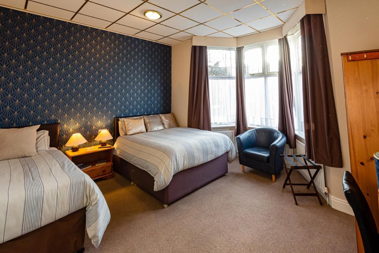 Aarondale Guest House Hartlepool Bagian luar foto